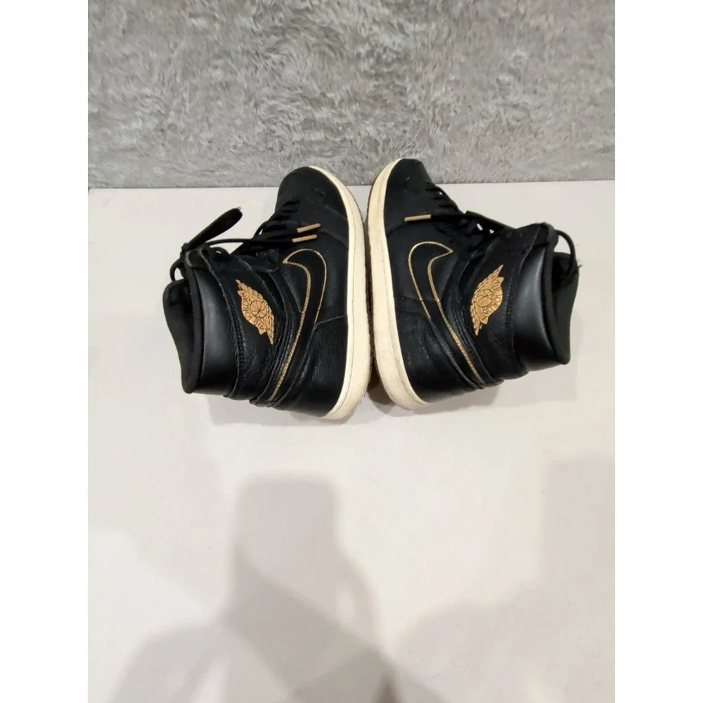 Jordan 1 Retro High OG City of Flight Black Gold 555088-031 Mens Size 11